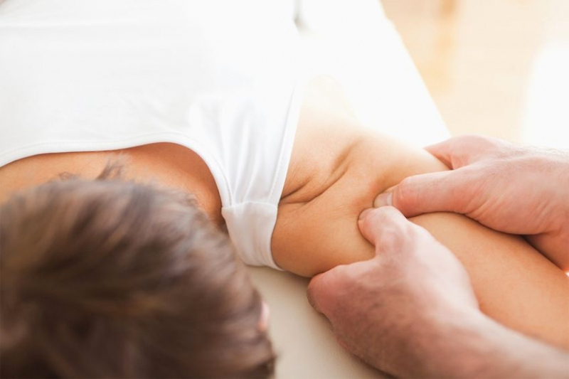 omuz donması nedir omuz donması nasıl oluşur tedavi yolları egzersiz ve ameliyatlar