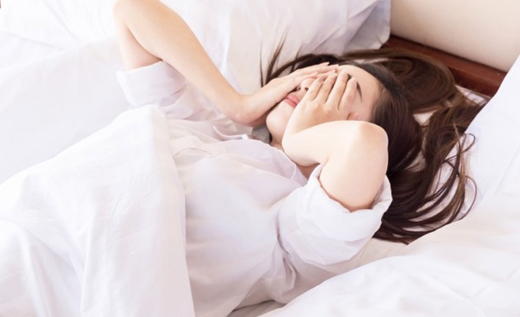 Uyku sorunlarının nedenleri uykuya dalamama kaygı, erken uyanma da depresyon olabilir!